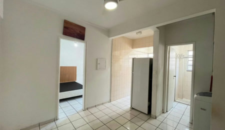 Apartamento na Quadra da Praia na Ponta da Praia – Andar Alto | Excelente Oportunidade em Santos!