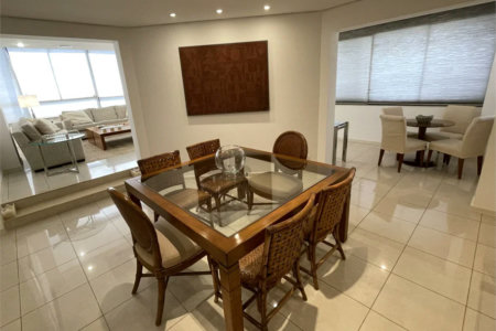 Apartamento à venda com 4 suítes em Vila Suzana, São Paulo, SP
