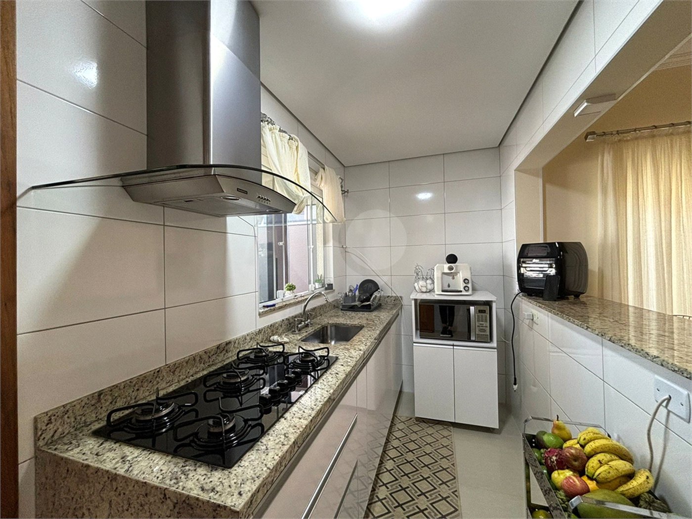 Casa à venda com 3 quartos, sendo 1 suíte, em Jardim Paulista, Atibaia, SP