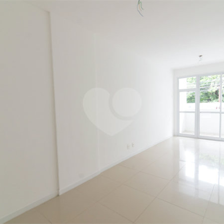 Apartamento à venda com 3 quartos, sendo 1 suíte,  em Vila Isabel, Rio de Janeiro, RJ