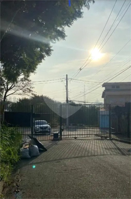 Sobrado à venda com 3 quartos, sendo 1 suíte, em Jardim Ester, São Paulo, SP