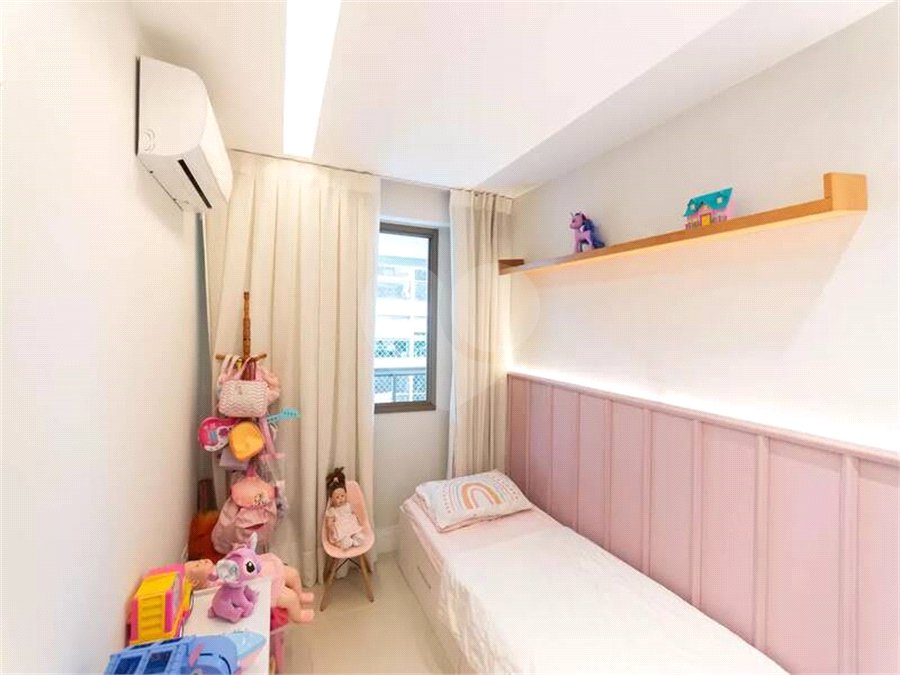 Apartamento à venda com 4 quartos, sendo 1 suíte,  em Tijuca, Rio de Janeiro, RJ