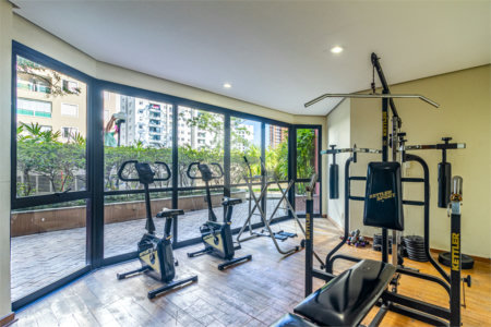 Apartamento à venda com 3 quartos, sendo 2 suítes, em Vila Andrade, São Paulo, SP