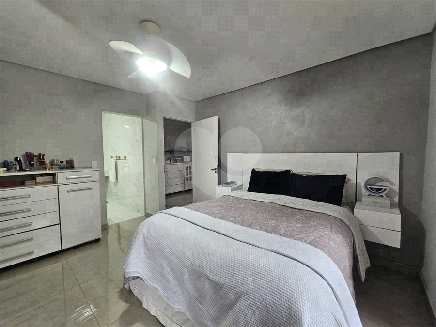 Casa à venda com 3 suítes em Jardim São Caetano, São Caetano do Sul, SP