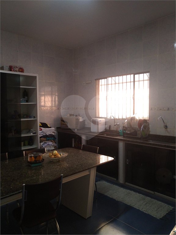 Casa à venda com 4 quartos, sendo 1 suíte, em Vila Pirajussara, São Paulo, SP