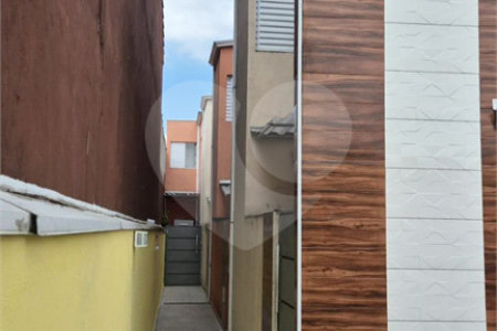 Casa à venda com 8 quartos no condomínio Quaresmeira, Suzano - SP