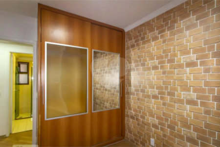 Apartamento à venda com 3 quartos, sendo 1 suíte,  em Vila Regente Feijó, São Paulo, SP