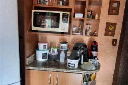 Casa à venda com 4 quartos, sendo 2 suítes, no condomínio Aruã Eco Park, Mogi das Cruzes - SP
