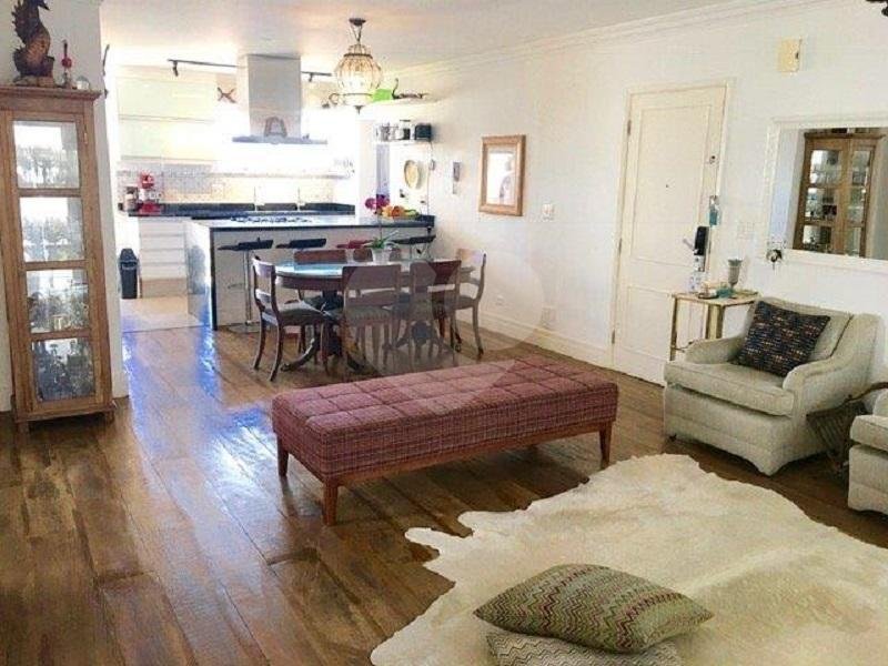 Apartamento à venda com 3 quartos, sendo 1 suíte, em Vila Ipojuca, São Paulo, SP
