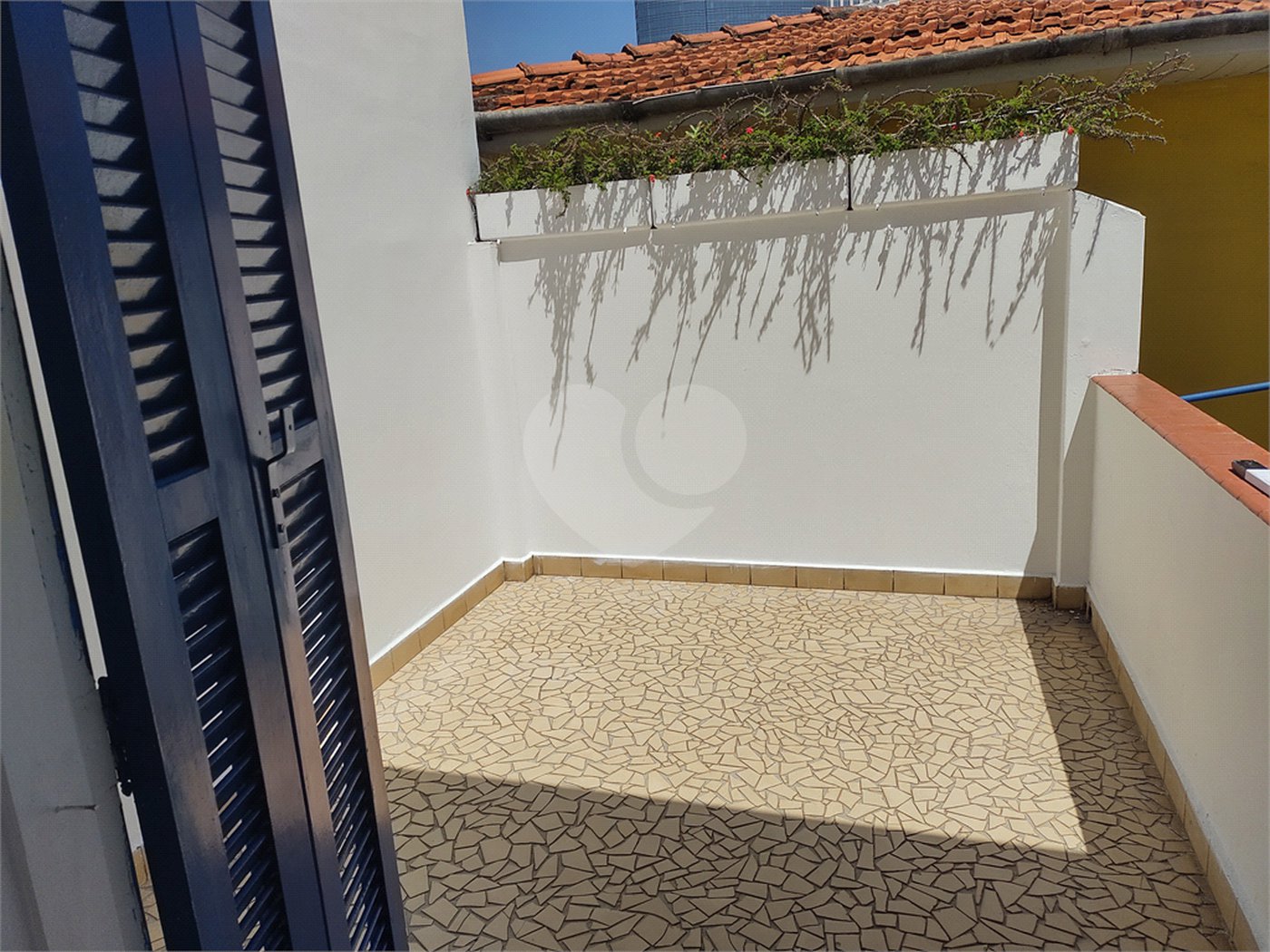 Casa à venda com 3 quartos, sendo 1 suíte,  em Vila Cordeiro, São Paulo, SP