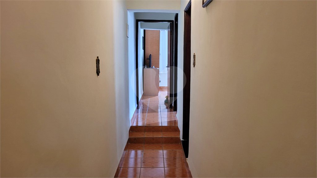 Casa à venda com 4 quartos, sendo 1 suíte, em Parque Maria Domitila, São Paulo, SP