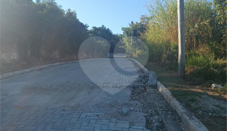 Terreno à venda no condomínio Bosque da Represa, Nazaré Paulista - SP