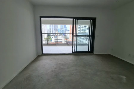 Apartamento à venda com 3 suítes em Vila Pirajussara, São Paulo, SP