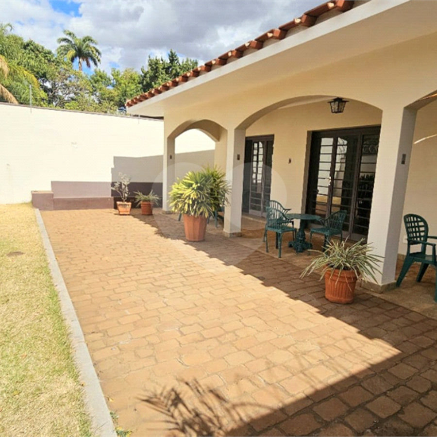 Sobrado à venda com 3 quartos, sendo 1 suíte, em Jardim Sumaré, Ribeirão Preto, SP