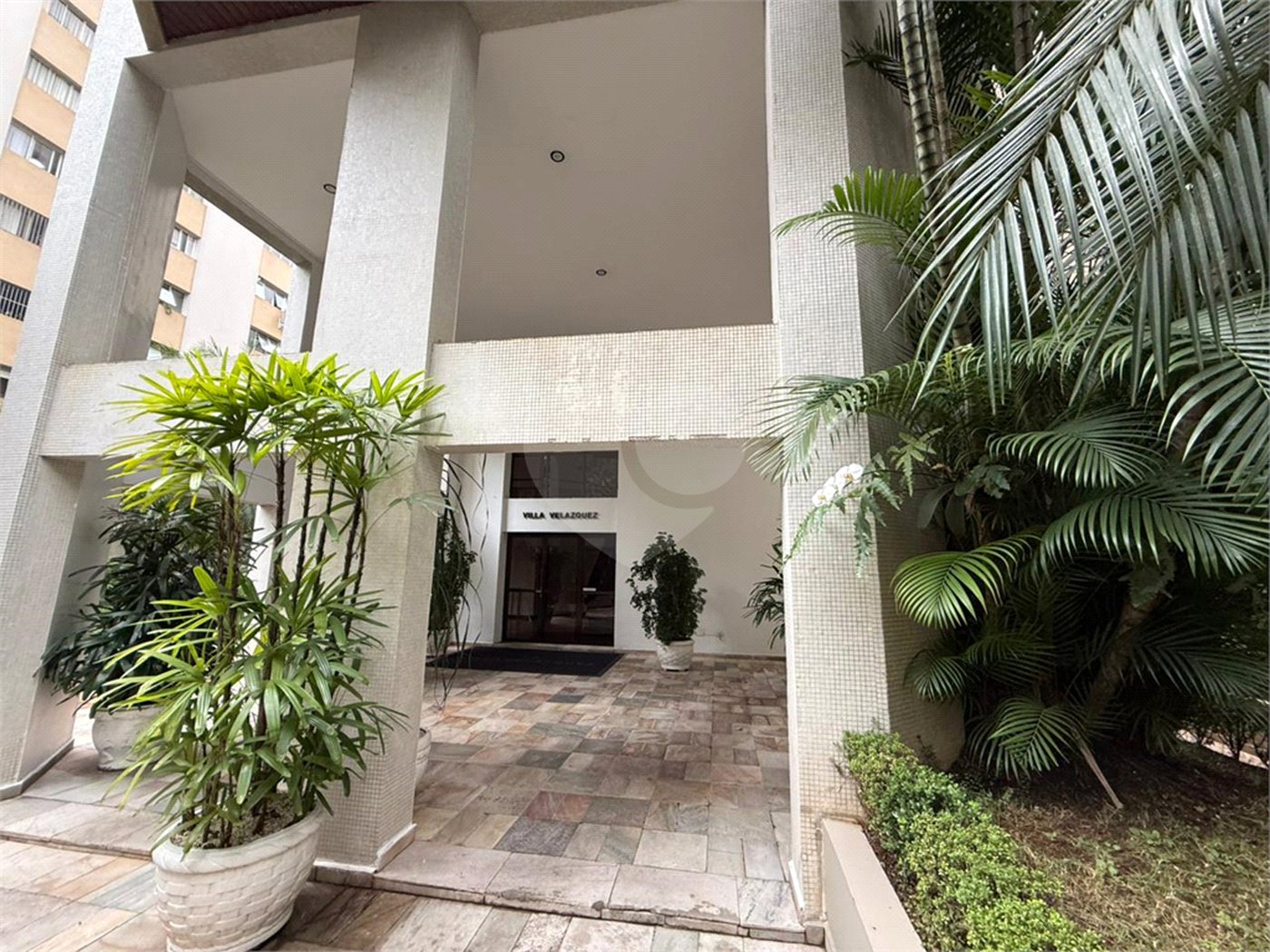 Apartamento à venda com 3 quartos, sendo 1 suíte, em Jardim Paulista, São Paulo, SP