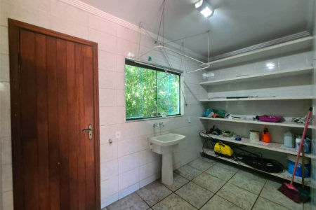 Casa à venda com 3 suítes no condomínio Portal do Sabia, Araçoiaba da Serra - SP