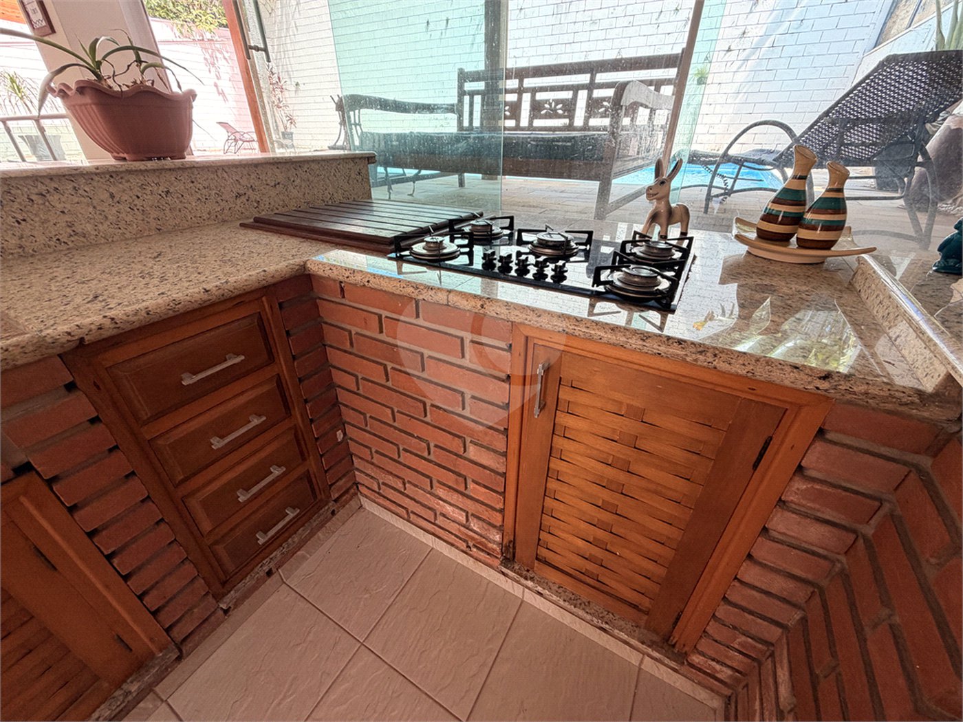 Casa à venda ou para alugar com 4 suítes no condomínio Vinhas da Vista Alegre - Lado Sede, Vinhedo - SP