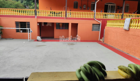 Chácara à venda com 3 quartos, sendo 1 suíte,  em San Fernando Valley, Atibaia, SP