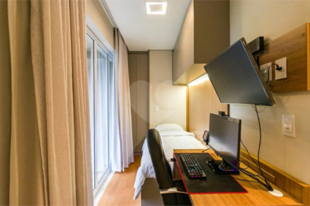 Apartamento à venda com 1 suíte em Vila Suzana, São Paulo, SP