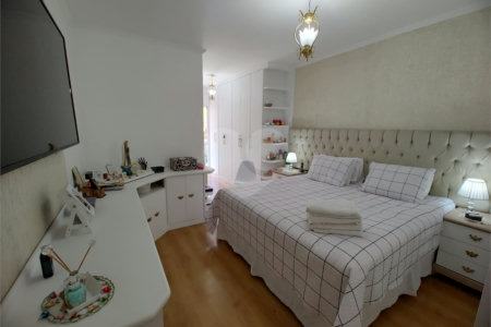 Sobrado à venda com 3 quartos, sendo 1 suíte, em Jardim Pinheiros, São Paulo, SP