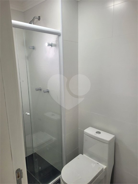 Apartamento à venda com 3 quartos, sendo 1 suíte, em Conjunto Residencial Irai, Suzano, SP