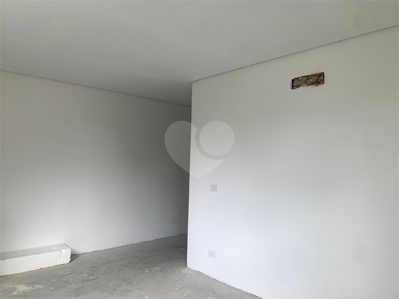 Apartamento à venda com 2 suítes em Vila Madalena, São Paulo, SP