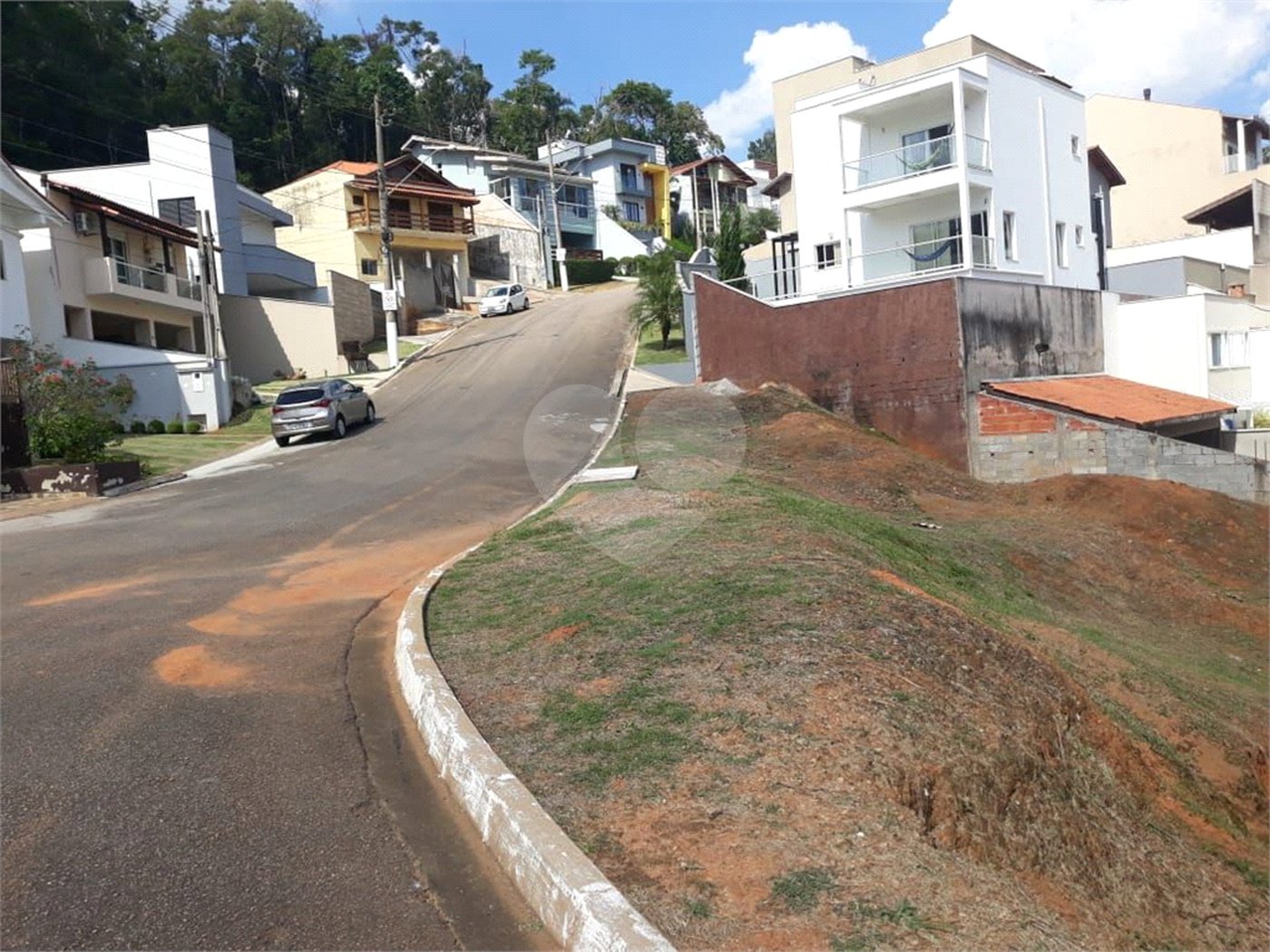Terreno à venda em Loteamento Villa DI Roma, São Roque, SP