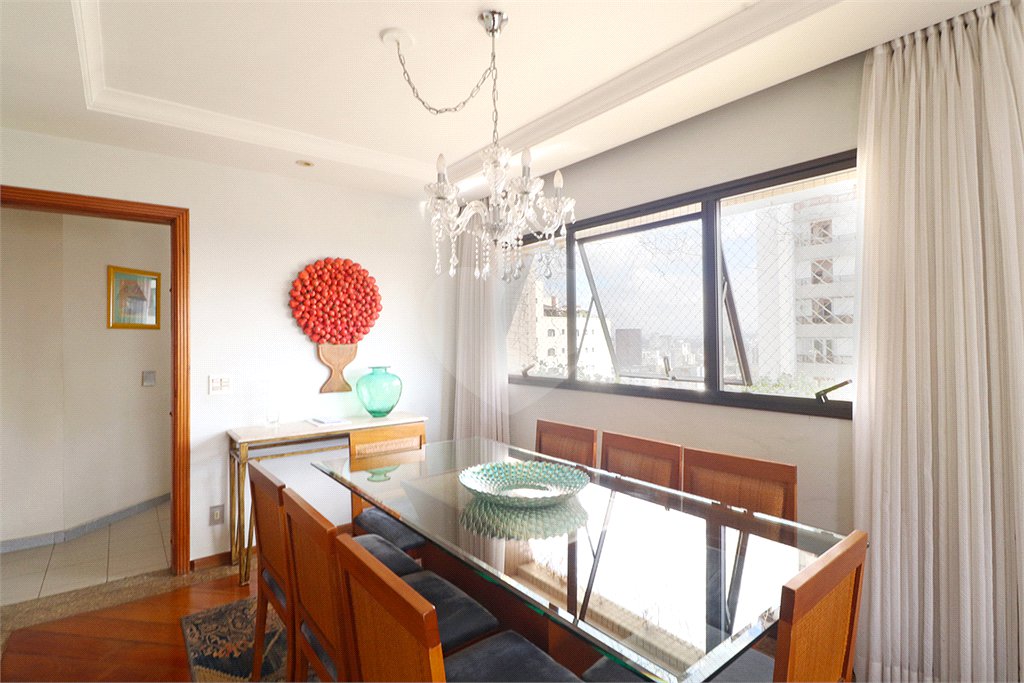 Apartamento à venda com 3 suítes em Vila Madalena, São Paulo, SP
