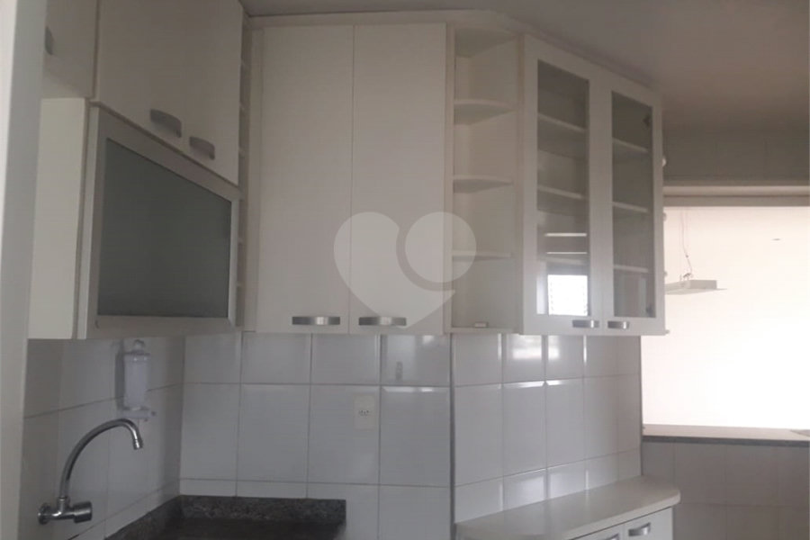 Apartamento à venda com 3 quartos, sendo 1 suíte,  em Parada Inglesa, São Paulo, SP