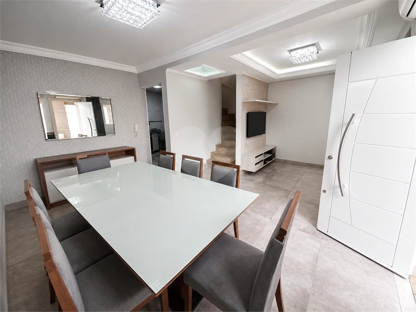 Casa em Condomínio Fechado à Venda na Vila Mazzei | 112 m² úteis | 3 dormitórios | 1 suíte | 2 vagas