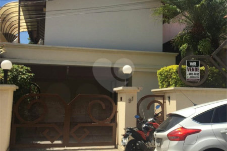 Casa à venda com 3 quartos, sendo 1 suíte, em Vila Gardênia, Atibaia, SP