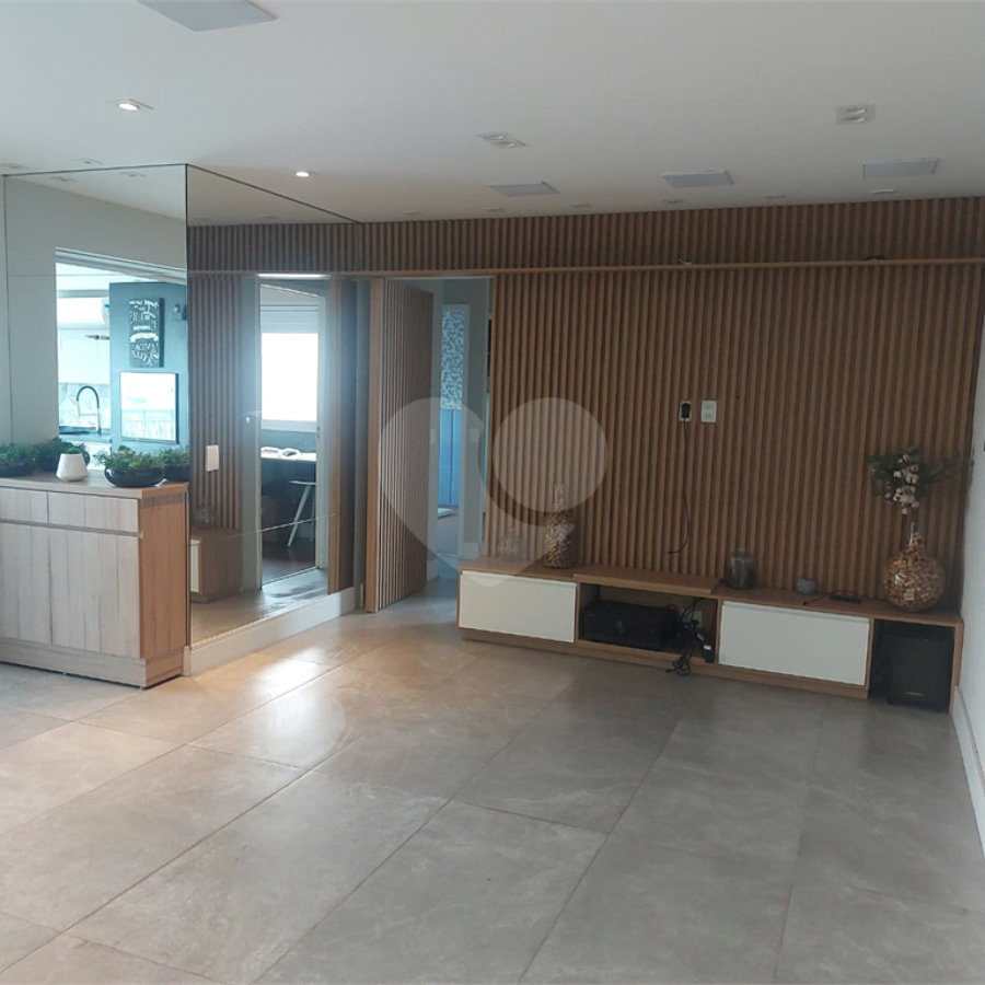 Apartamento à venda com 3 quartos, sendo 1 suíte, em Barra Funda, São Paulo, SP