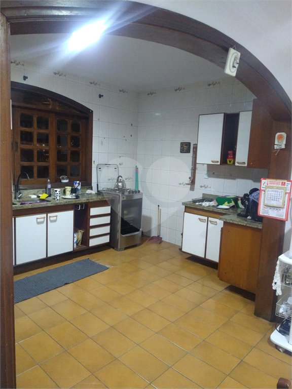 Sobrado à venda com 5 quartos, sendo 2 suítes, em Vila Rosália, Guarulhos, SP