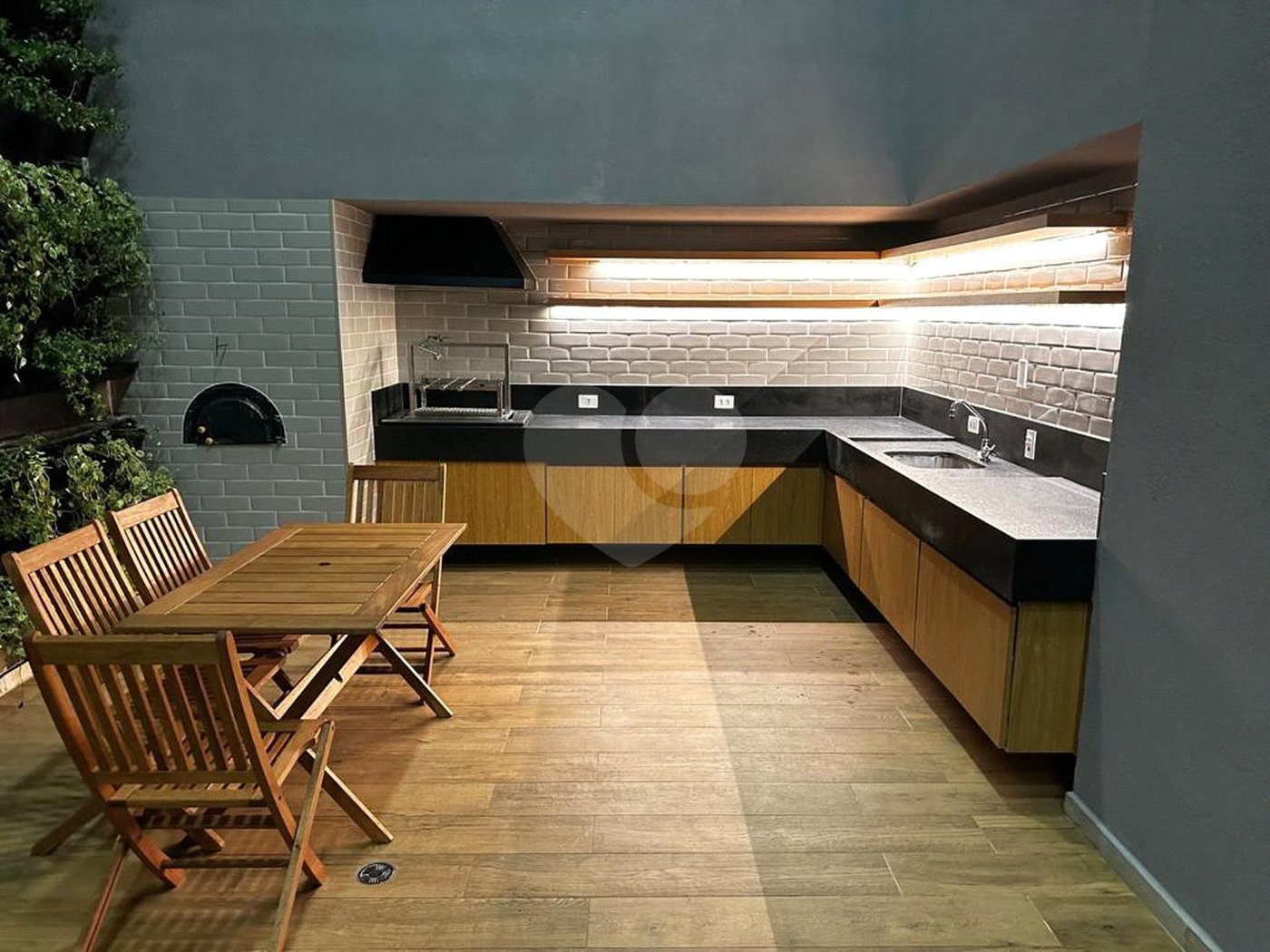 Apartamento à venda com 4 suítes em Água Branca, São Paulo, SP