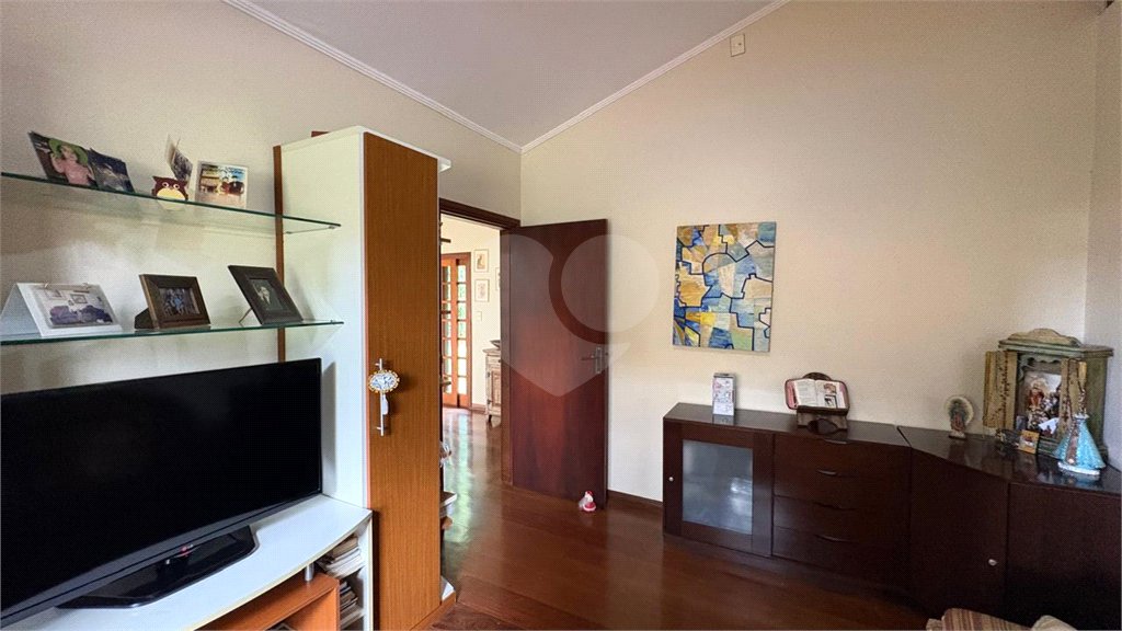 Casa à venda com 4 quartos, sendo 2 suítes,  no condomínio Vivendas do Lago, Sorocaba - SP