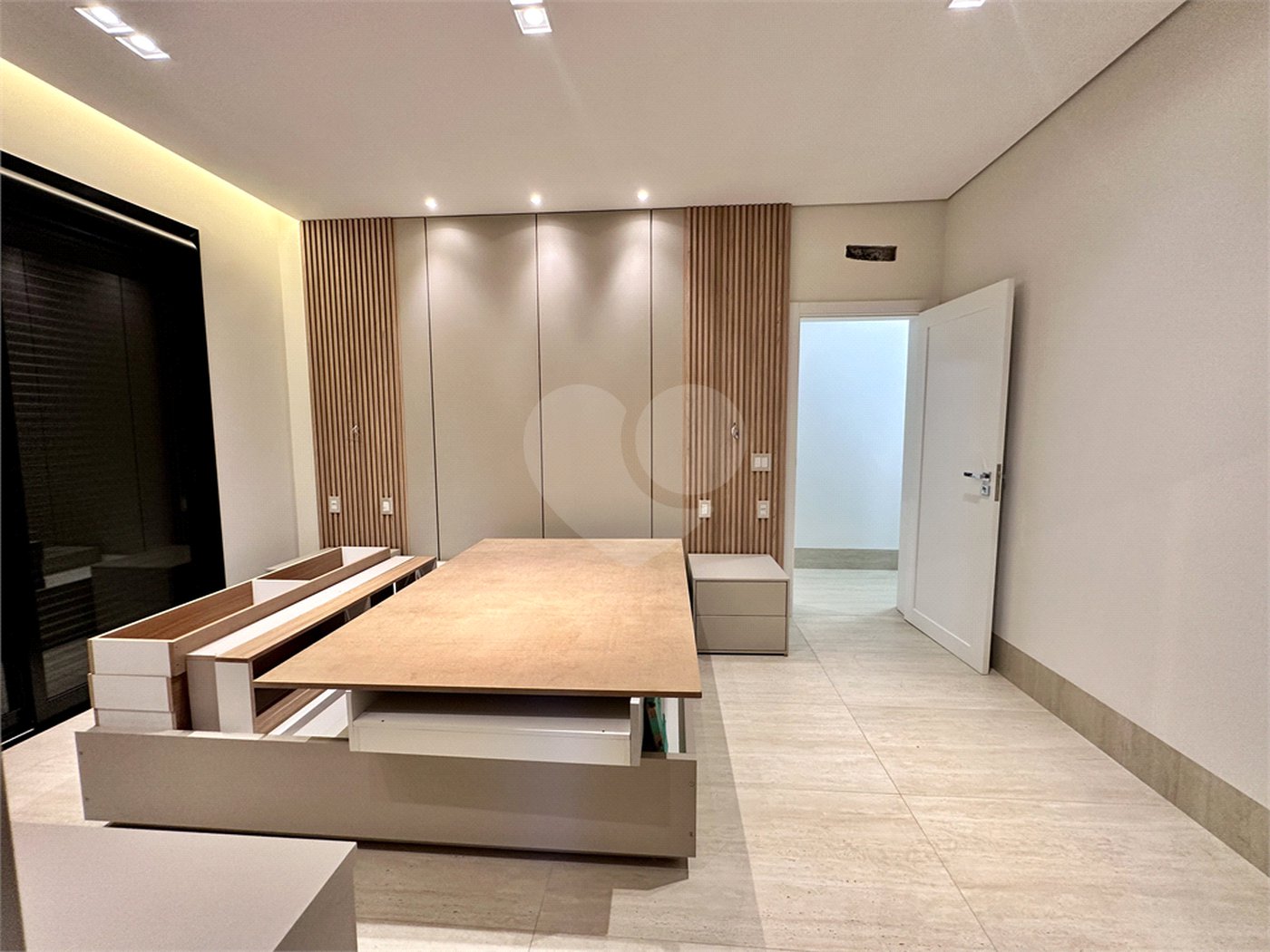 Casa à venda com 3 suítes no condomínio Residencial Florais Itália, Cuiabá - MT