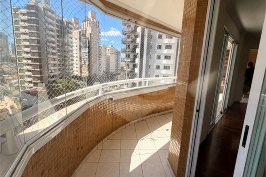 Apartamento à venda com 3 suítes em Santana, São Paulo, SP