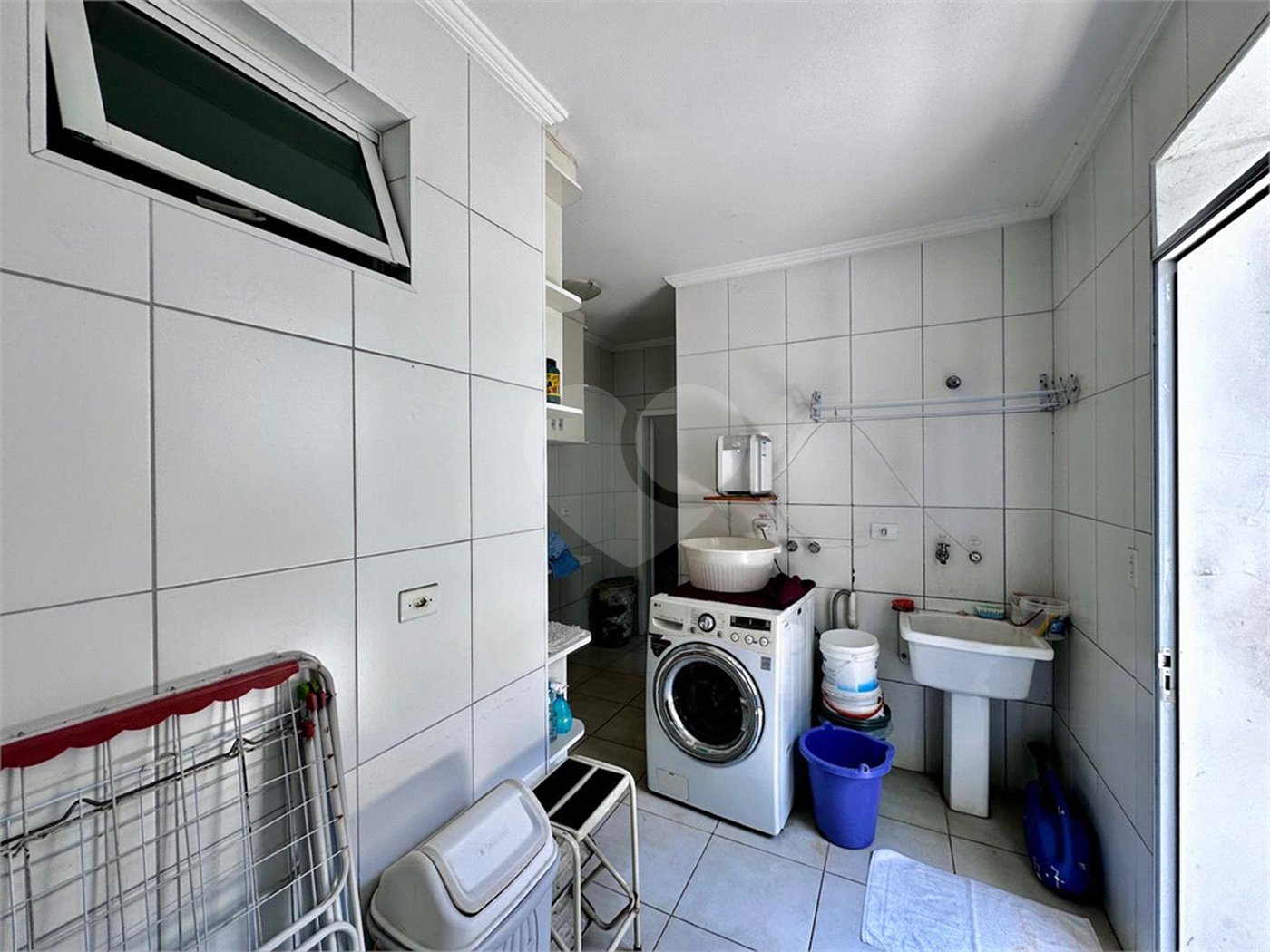 Casa à venda com 4 quartos, sendo 2 suítes,  em Interlagos, São Paulo, SP