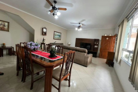 Casa com 3 dormitórios à venda, 161 m² por R$ 1.420.000,00 - Embaré - Santos/SP