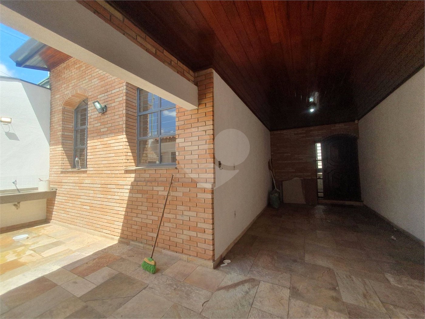 Casa de Vila à venda com 4 suítes em Jardim Santa Rosália, Sorocaba, SP