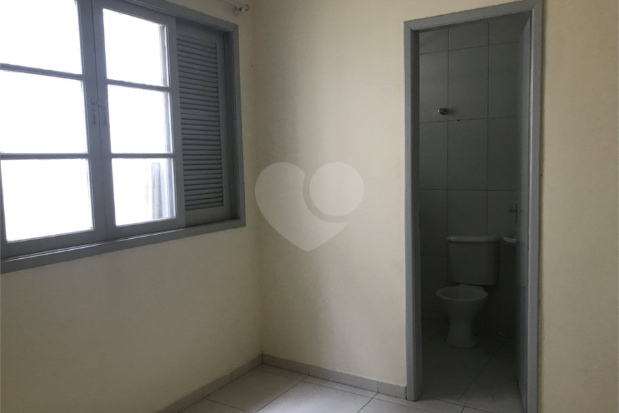 Casa à venda com 4 quartos, sendo 1 suíte, em Santana, São Paulo, SP