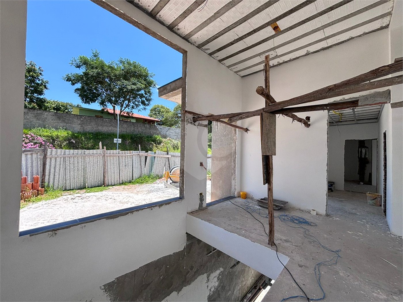 Casa à venda com 4 suítes no condomínio Itapora, Atibaia - SP