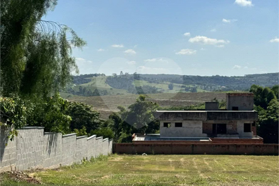 Lindo sobrado no Recanto das Águas de São Pedro - SP