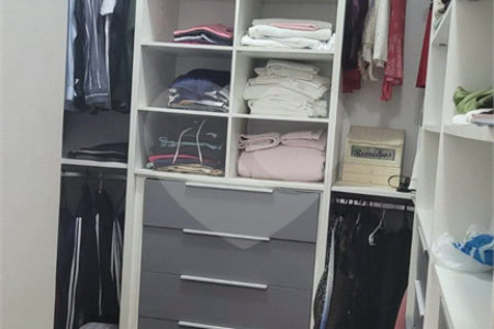Casa em condomínio à venda com 4 suítes em Guaxinduva, Atibaia, SP