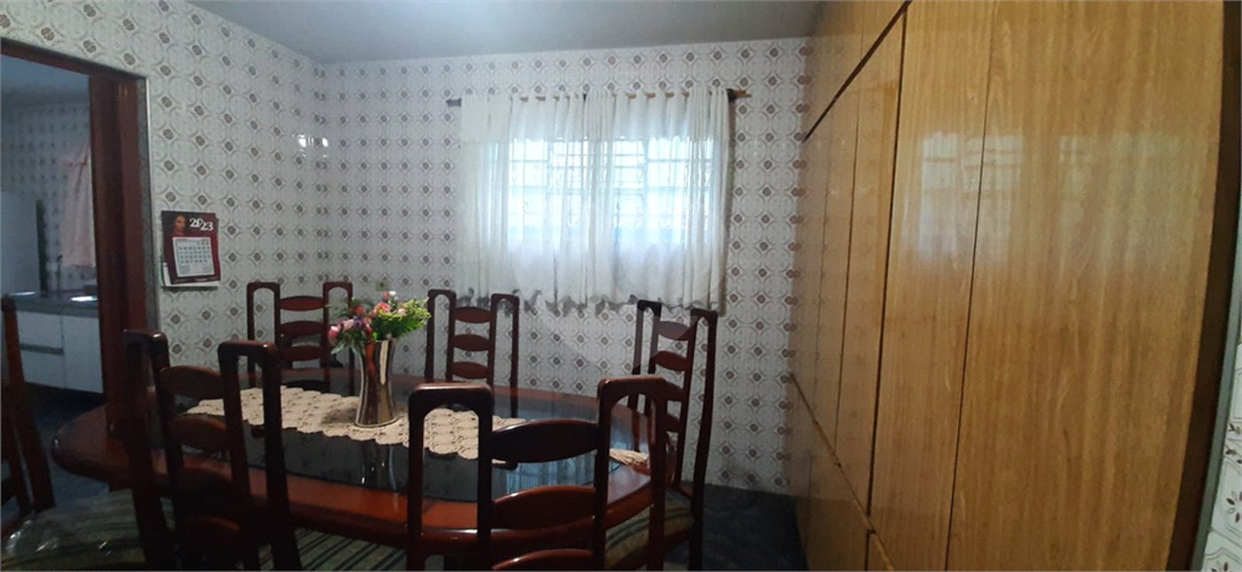 Sobrado à venda com 4 quartos em Santana, São Paulo, SP