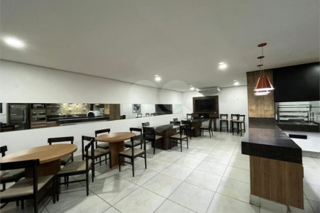 Apartamento à venda com 3 suítes em Bosque da Saúde, São Paulo, SP