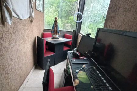 Sobrado à venda com 3 quartos, sendo 1 suíte,  em Jardim Helga, São Paulo, SP