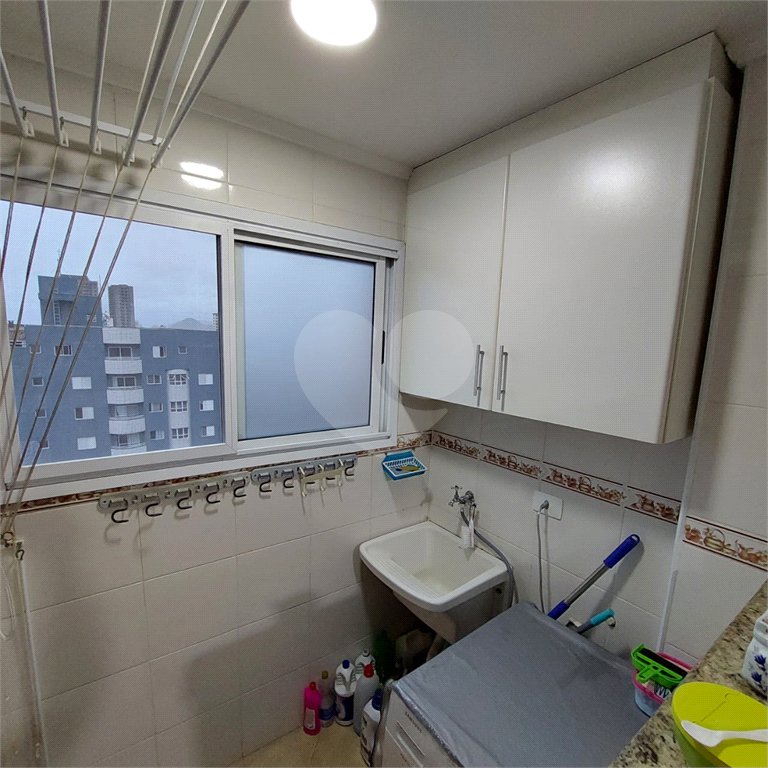 Apartamento à venda com 2 quartos, sendo 1 suíte,  em Vera Cruz, Mongaguá, SP
