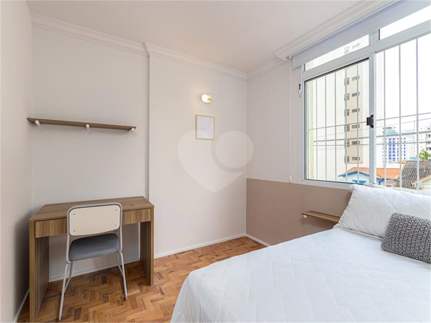 Apartamento à venda com 4 quartos, sendo 2 suítes, em Pinheiros, São Paulo, SP