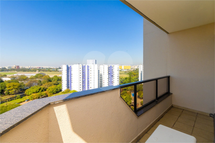Apartamento à venda ou para alugar com 4 quartos, sendo 2 suítes, em Santana, São Paulo, SP